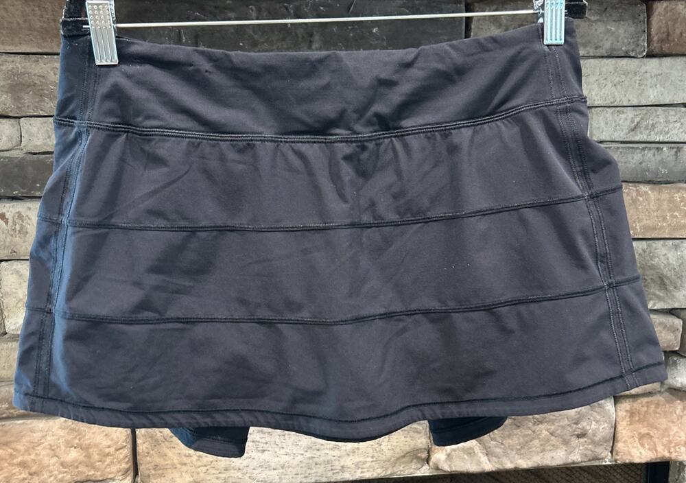 Women’s LULULEMON Black Pace Rival Skirt Skort Size 10 *A7